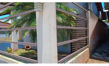 LA CHORRERA / ARBOLEDAS / LOS ROBLES / 272M / 3 HABITACION / ESQUINA