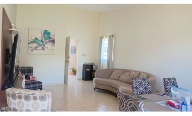 LA CHORRERA / ARBOLEDAS / LOS ROBLES / 272M / 3 HABITACION / ESQUINA