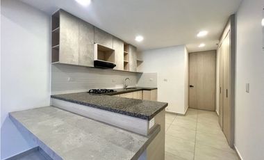 VENTA APARTAMENTO 77M2 4to PISO EN CERRITOS CONDOMINIO TIPO CLUB
