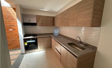 Casa en venta en montearroyo