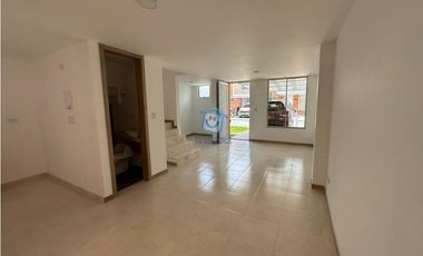 Casa en venta en montearroyo