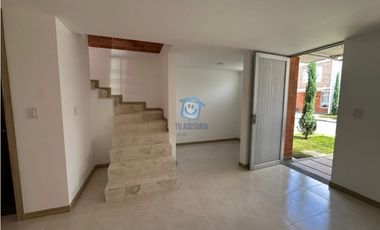 Casa en venta en montearroyo