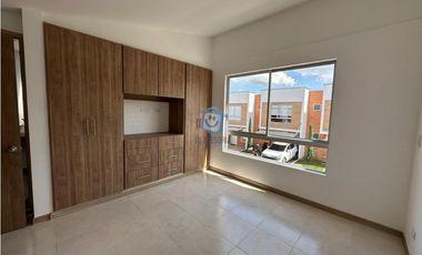 Casa en venta en montearroyo