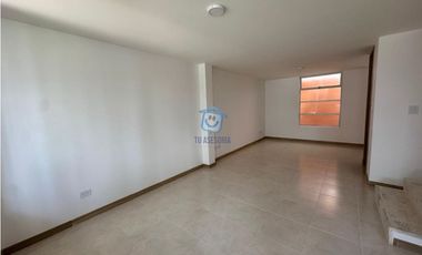 Casa en venta en montearroyo