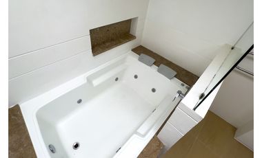 RENTO CASA CAMPESTRE CON  VISTA DE LUJO 4 HAB - ARBORETTO LA CALERA