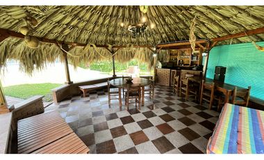 SE ARRIENDA CASA CAMPESTRE EN ARMENIA, QUINDO, COLOMBIA