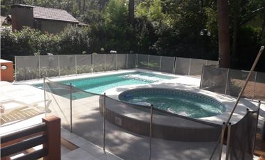 HERMOSA CASA EN CARILO (CON JACUZZI Y PISCINA)
