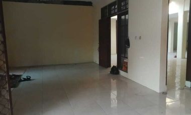 Dijual/Disewa Rumah Hitung Tanah di Jl Daan Mogot Batuceper Tangerang