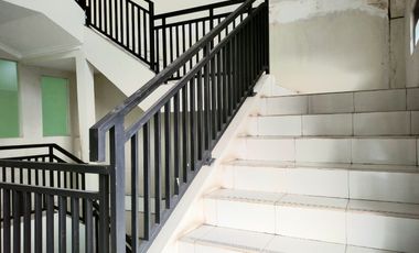 DIJUAL/DISEWAKAN BANGUNAN lok strategis  siap huni di Jatisari Jatiasi