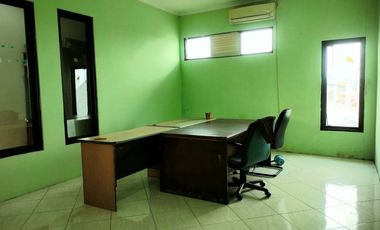 DIJUAL/DISEWAKAN BANGUNAN lok strategis  siap huni di Jatisari Jatiasi