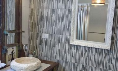 SE VENDE CASA QUINTA SOBRE LOTE DE 1400M2 EN ABBOTT