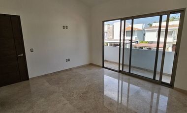 Casa nueva en venta en Paraíso Country Club, Morelos.