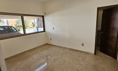 Casa nueva en venta en Paraíso Country Club, Morelos.