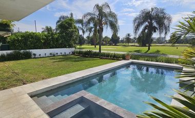 Casa nueva en venta en Paraíso Country Club, Morelos.