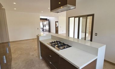 Casa nueva en venta en Paraíso Country Club, Morelos.
