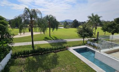 Casa nueva en venta en Paraíso Country Club, Morelos.