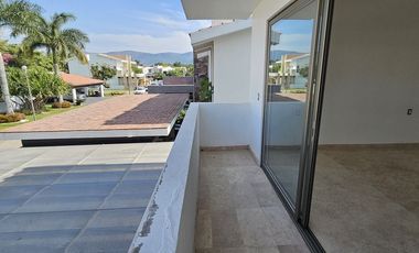 Casa nueva en venta en Paraíso Country Club, Morelos.