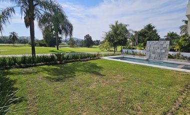 Casa nueva en venta en Paraíso Country Club, Morelos.