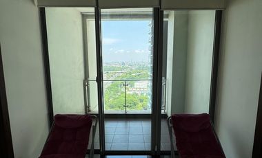 Rent Apartment St. Moritz Presidential Suite Tower Kembangan Full Furnished 300 Jt/Year Nego