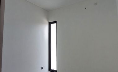 DIJUAL RUMAH BEST VIEW DEPAN TAMAN DI TEMBALANG SEMARANG