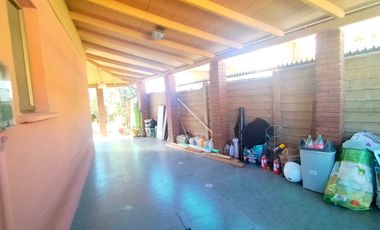 GRAN CASA ESQUINA EN CIUDAD DE LOS VALLES
