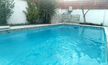 HERMOSA CASA SEMI NUEVA CON PISCINA
