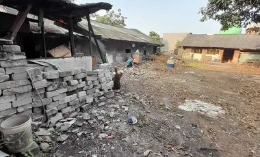 Disewa lahan lokasi strategis nempel tembok Harapan indah 1 Bekasi