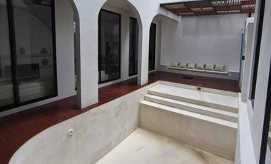 Buc villa baru gress medeterania full furnish tumbak bayuh pereerenan