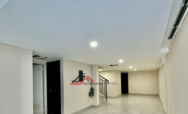 Rumah Baru Dalam Town House Area Prime