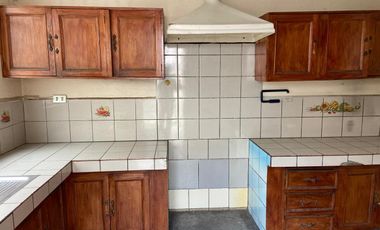 CASA RENTERA, SECTOR MERCADO 3 DE NOVIEMBRE