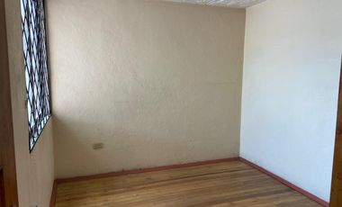 CASA RENTERA, SECTOR MERCADO 3 DE NOVIEMBRE