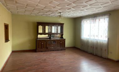 CASA RENTERA, SECTOR MERCADO 3 DE NOVIEMBRE