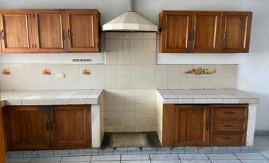 CASA RENTERA, SECTOR MERCADO 3 DE NOVIEMBRE