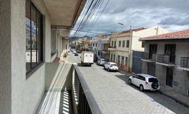 CASA RENTERA, SECTOR MERCADO 3 DE NOVIEMBRE