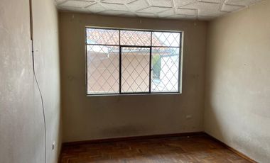 CASA RENTERA, SECTOR MERCADO 3 DE NOVIEMBRE