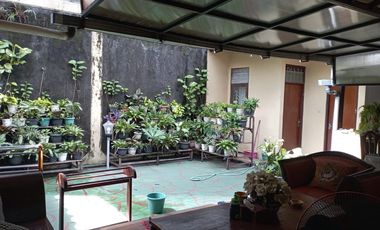 Rumah Halaman Luas Furnished di JL Kaliurang KM 6.5 Dekat UGM