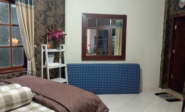 Rumah Halaman Luas Furnished di JL Kaliurang KM 6.5 Dekat UGM