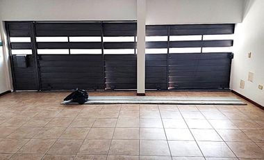 Venta Casa de 3 dormitorios y garaje para 2 autos - La Tablada, Rosario