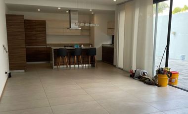 Departamento en RENTA en Torre Eleven