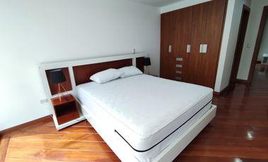 Departamento amoblado en alquiler en  Miravalle, Cumbayá, ideal diplomáticos, ejecutivos