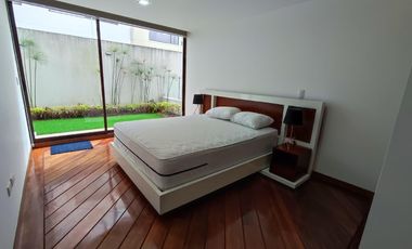 Departamento amoblado en alquiler en  Miravalle, Cumbayá, ideal diplomáticos, ejecutivos