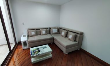 Departamento amoblado en alquiler en  Miravalle, Cumbayá, ideal diplomáticos, ejecutivos