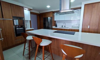 Departamento amoblado en alquiler en  Miravalle, Cumbayá, ideal diplomáticos, ejecutivos