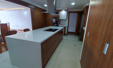 Departamento amoblado en alquiler en  Miravalle, Cumbayá, ideal diplomáticos, ejecutivos