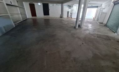 SE RENTA OFICINA / BODEGA, USOS MULTIPLES. CARMEN, CAMPECHE.
