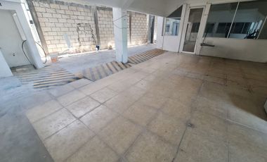 SE RENTA BODEGA CON CAMARAS FRIGORIFICAS Y OFICINAS. CARMEN, CAMPECHE.
