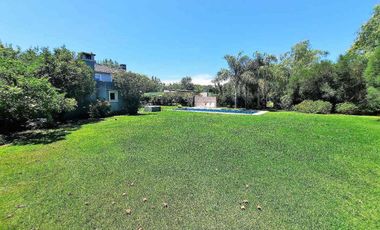 Casa en venta - 3 Dormitorios 4 Baños - Cochera - 1.500Mts2 - Haras del Sur I, La Plata