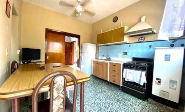 Casa en venta - 2 Dormitorios 1 Baño 1 Cochera - 358Mts2 - San Antonio De Padua