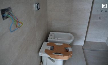 Venta Departamento 3 Ambientes al frente solarium y parrilla en San Martín