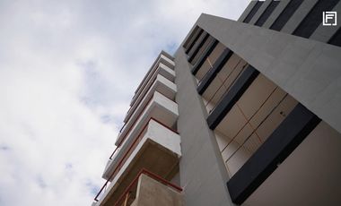 Venta Departamento 3 Ambientes al frente solarium y parrilla en San Martín